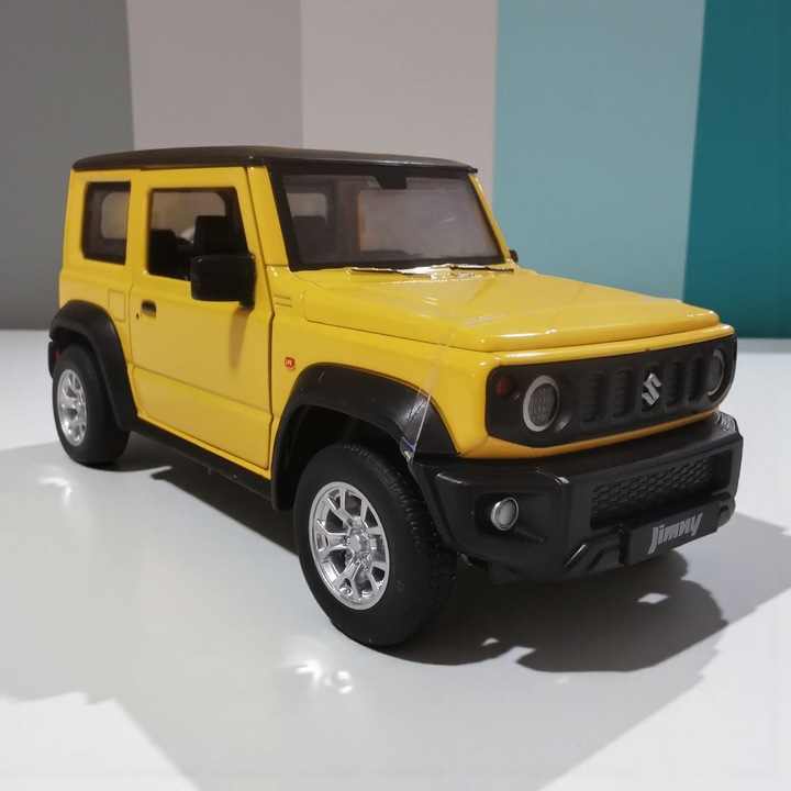 Fém Autómodell, Suzuki Jimny, 1:24 méretarány, fények, hangok, visszahúzható, nyitható ajtók, motorháztető, csomagtartó, sárga, Vision XXI