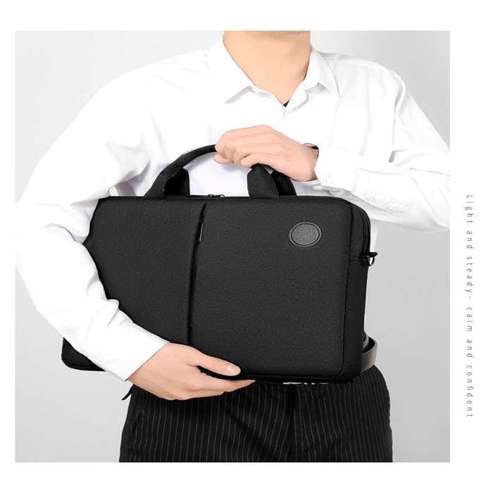 Geantă laptop 15.6", impermeabilă, curea de umăr detasabilă, neagră