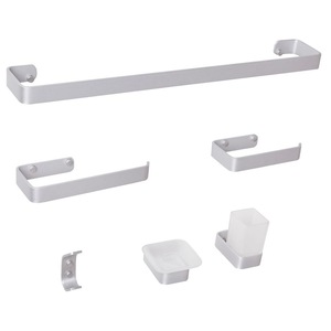 Suporturi si accesorii de baie