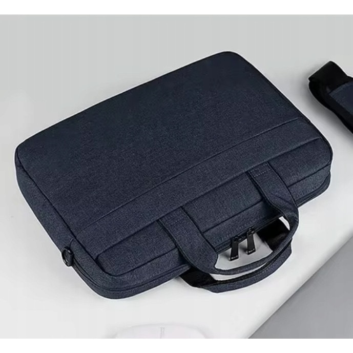 Geanta laptop DKM, 15-17 inch, impermeabila, cu curea reglabila, 40x29x4,5cm