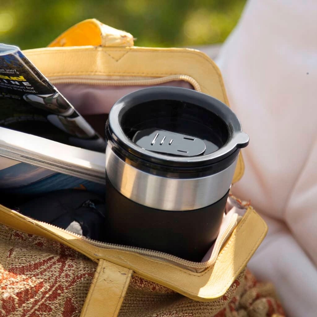 Cafetiere Bestron cu cub de termic 420ml, 750W, compacta, set complet