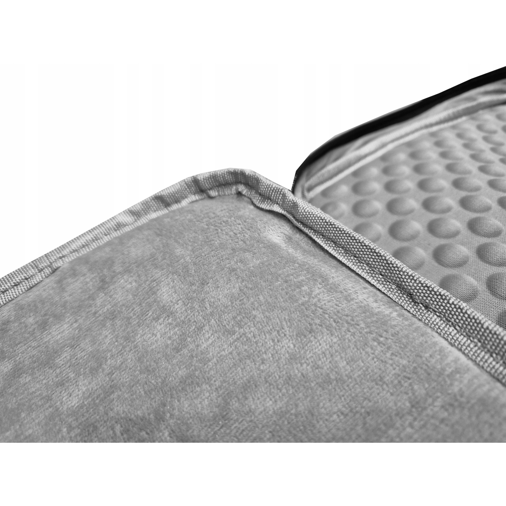 Geanta laptop DKM, 15,6 inch, impermeabila, cu multiple compartimente, culoare neagra, dimensiuni 38,5x29,5x3,5 cm