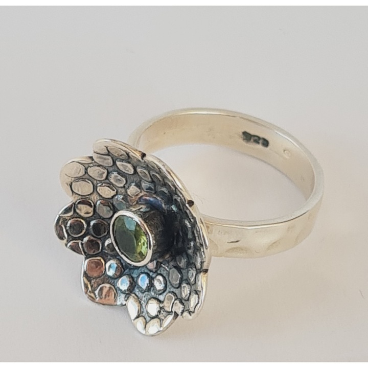 Inel de argint 925, argint patinat, cu piatra peridot, peridot Cairo A, dimensiune 17.3mm(US7), cu pietre naturale semipretioase