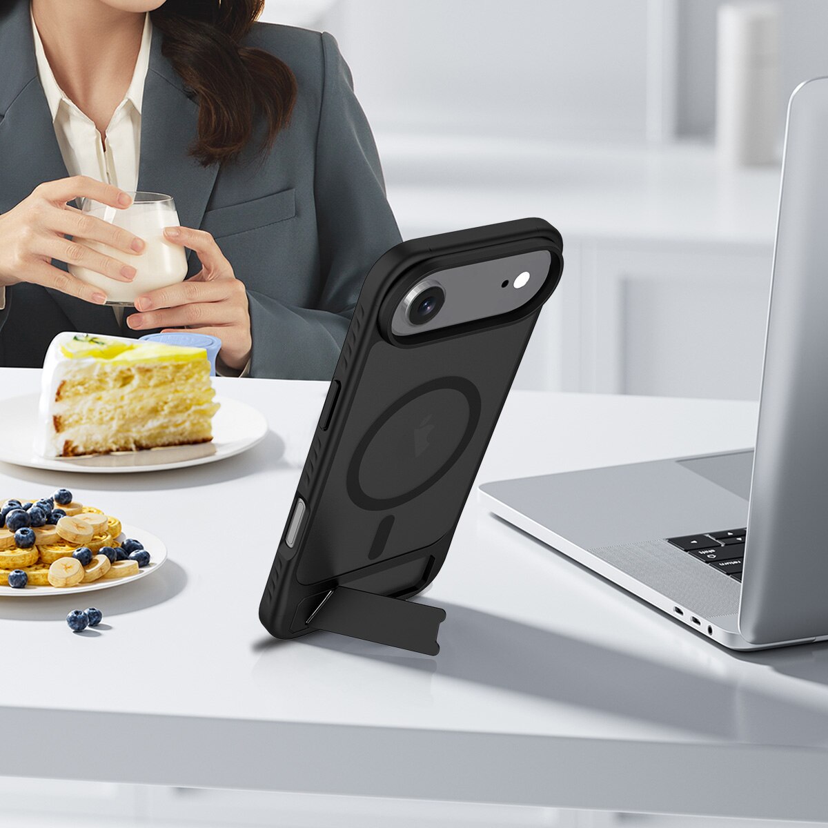 Husa de protectie pentru iPhone 17 Air, Omelivon, MagSafe, cu Suport ajustabil, Margini ridicate pentru protectia ecranului, Anti-Soc, Decupaje Precise, Incarcare Wireless, Spate Semitransparent, Negru