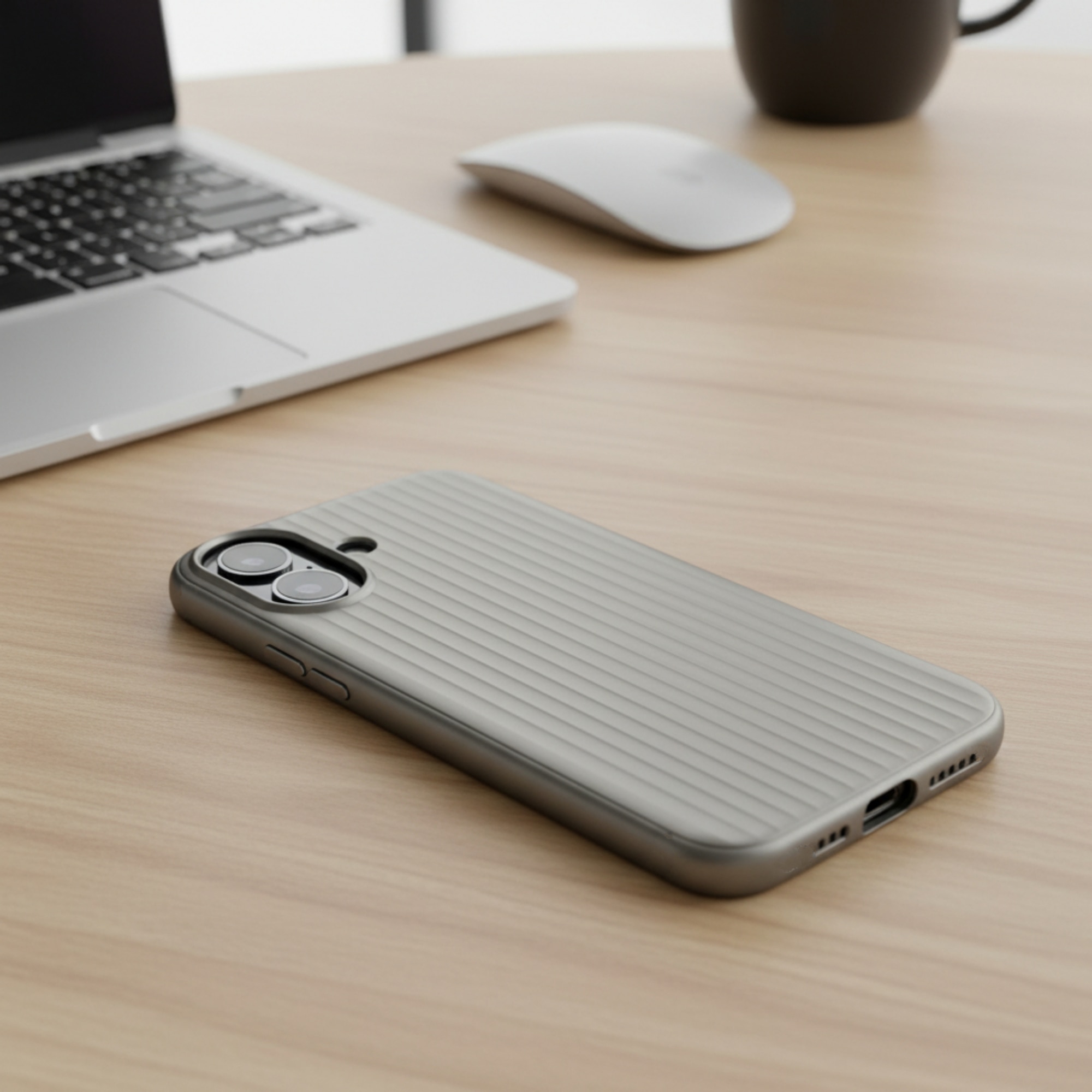 Husa Premium pentru iPhone 17, Policarbonat Dur (PC), Functie MagSafe, Mata High-Quality, Dungi 3D Metalice, Ultra Slim, Anti-Soc, Protectie Spate, Gri (Titanium Silver)