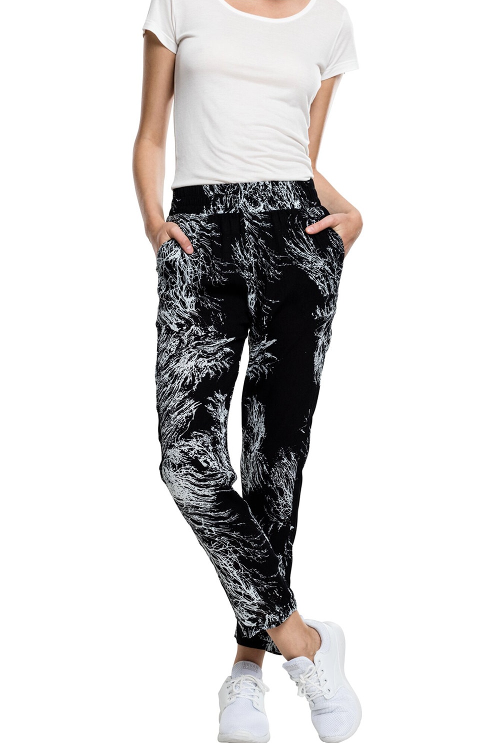 Urban Classics, Pantaloni cu model abstract, Alb, Negru, S