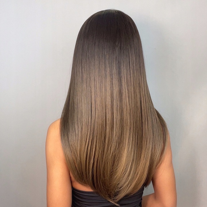 Дълга синтетична перука с бретон, естествен ефект, кафяв цвят, комплект с шапка за перука