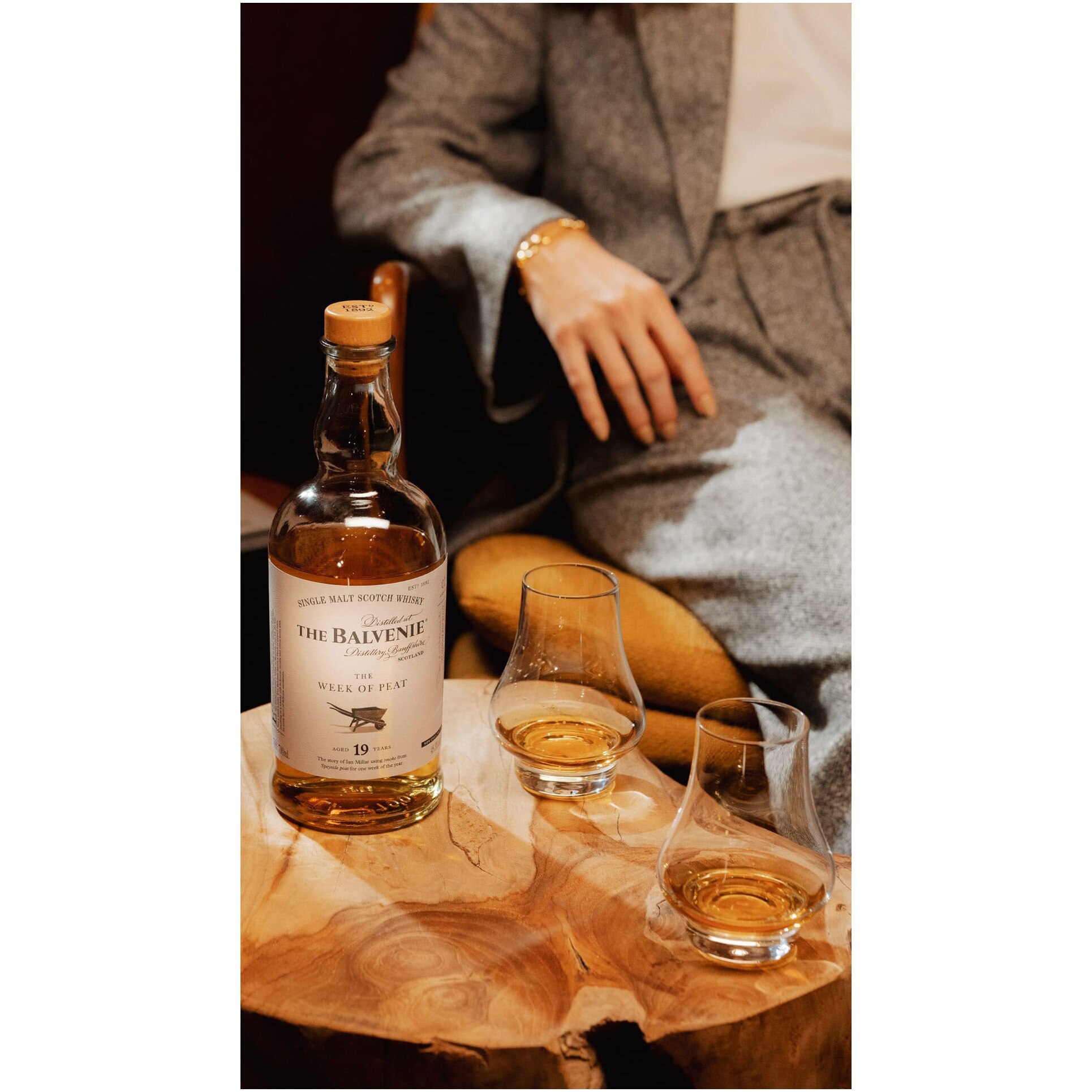 Whisky Balvenie The Week Of Peat 19 ani, 48.3%, 0.7l - eMAG.ro