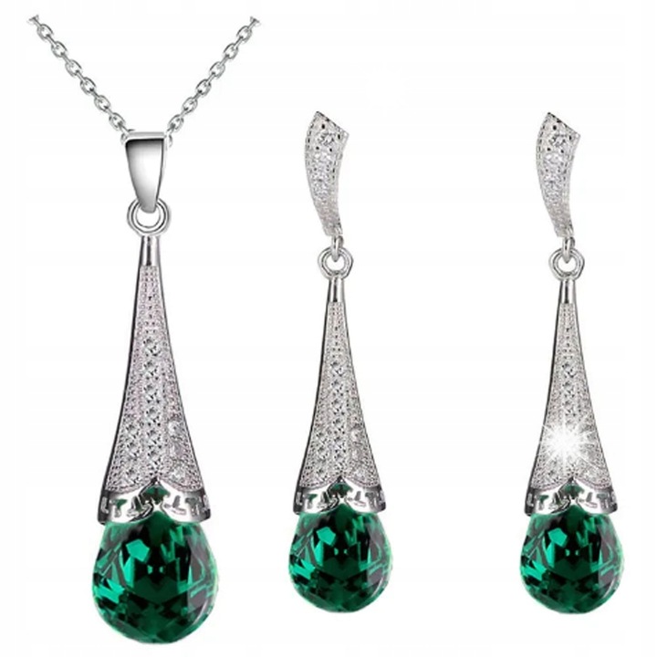 Set bijuterii placate cu argint si zirconii Lovrin, dimensiune lant 50cm, pandantiv 3.5cm, cercei 4x0.7cm, verzi
