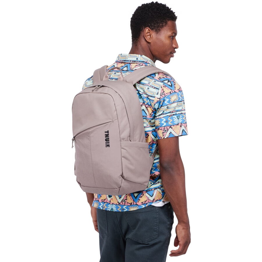 Rucsac Thule Notus 20L, capacitate 15.6 inch, culoare taupe