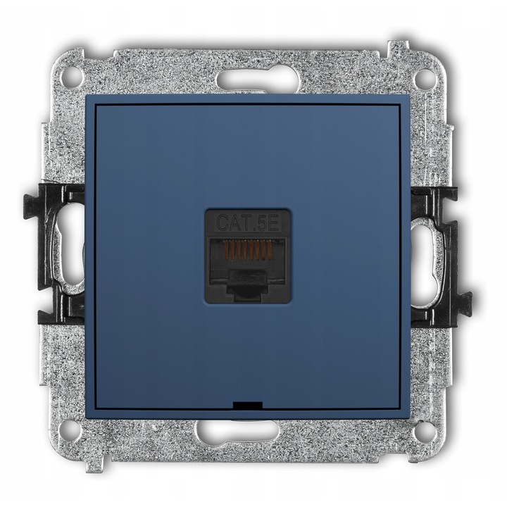 Единичен контакт KARLIK MINI RJ45 Cat.5e, тъмносин, 80x80x6.3мм