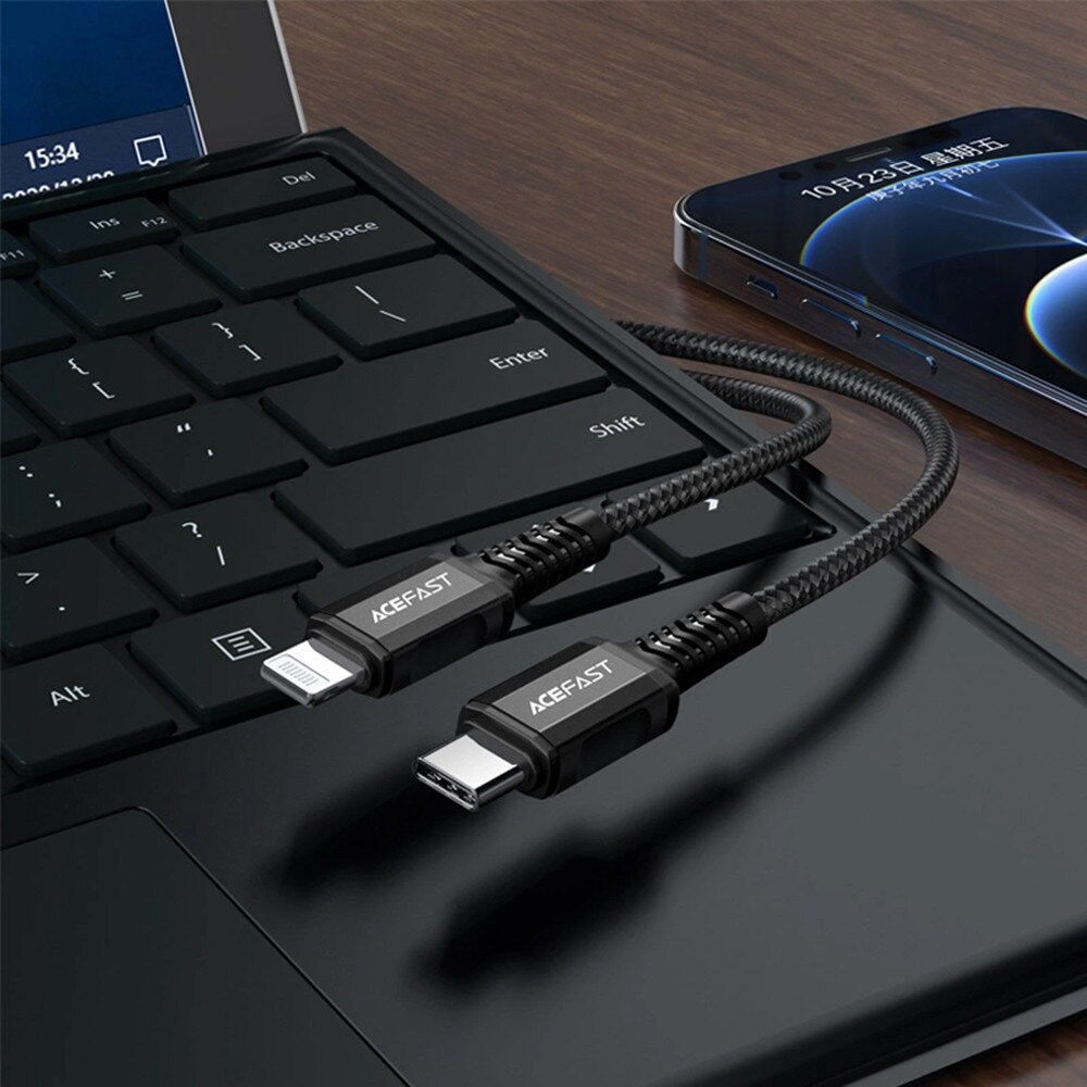 Cablu de Alimentare USB-C la Lightning, 30W, 3A, Fast Charging, MFi ...