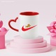 Cana Cu Tom si Jerry, Cu Textul "Nike" - Design 2, Ceramica, 330ML, Cu Maner Inima Rosie si Interior Rosu
