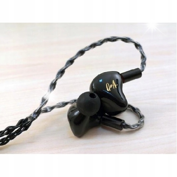 Casti in-ear QOA Pink Lady, 2 BA + 1 driver dinamic, impedanta 17 Ω, sensibilitate 112±2 dB, cablu detasabil 2-pin 1,2 m, negru, model 425383274
