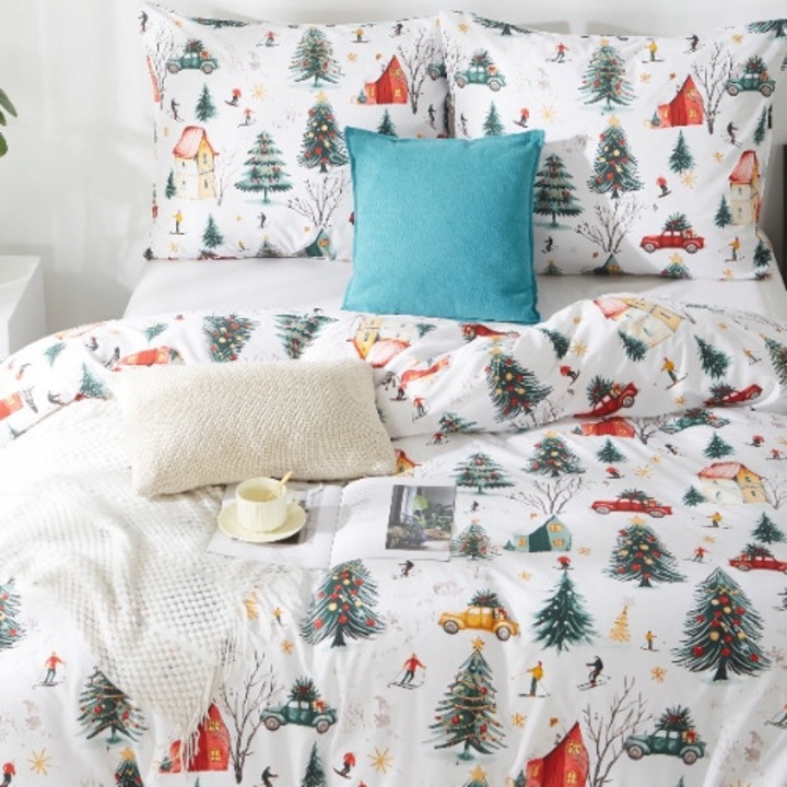 Lenjerie de pat Craciun copii, Spod Igły i Nitki, 3 piese, microfibra, 220x200cm, 2 perne 70x80cm