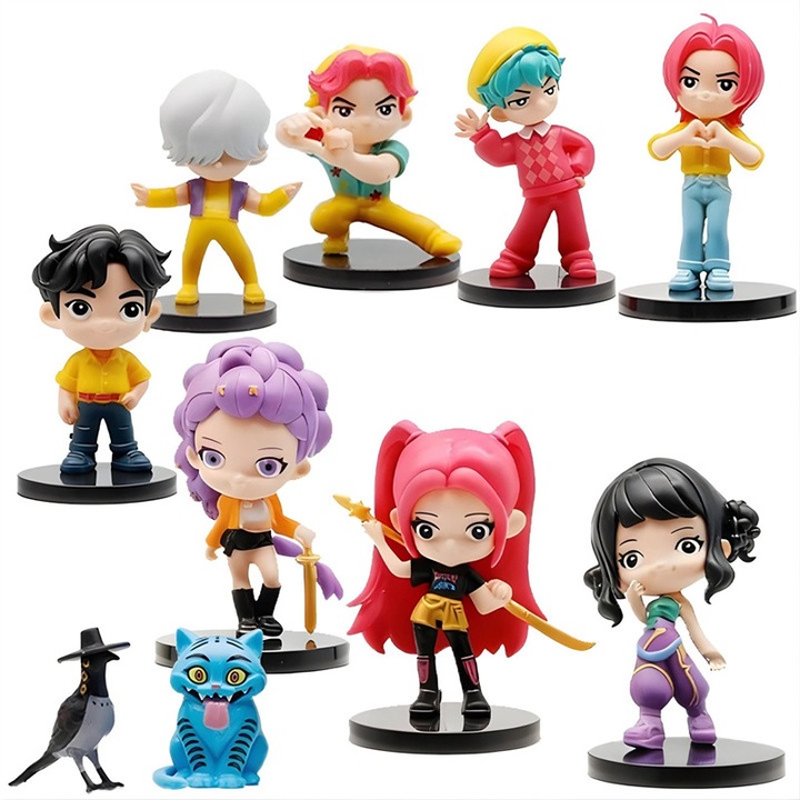 10 mini K-pop Idol figura készlet – Aranyos gyűjthető dekoráció, bemutató, születésnapi ajándék K-pop rajongóknak és gyűjtőknek