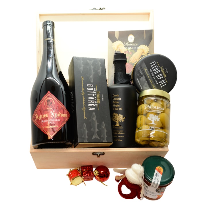 Cadou Charming Christmas – Delicatese Grecesti Premium (Ulei Olive Bio, Bottarga Trikalinos, Fleur de Sel, Masline Umplute, Dulceata Mandarine, Ciocolata Handmade, Vin Rosu Agios Chronos)