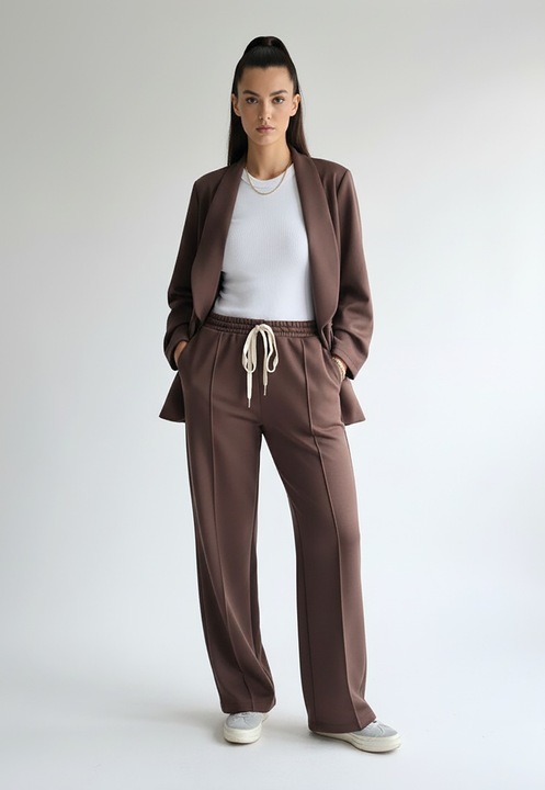 Set elegant de trening Figl, maro, croiala lejera, material cu stretch, pentru femei