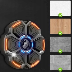 Боксови чували