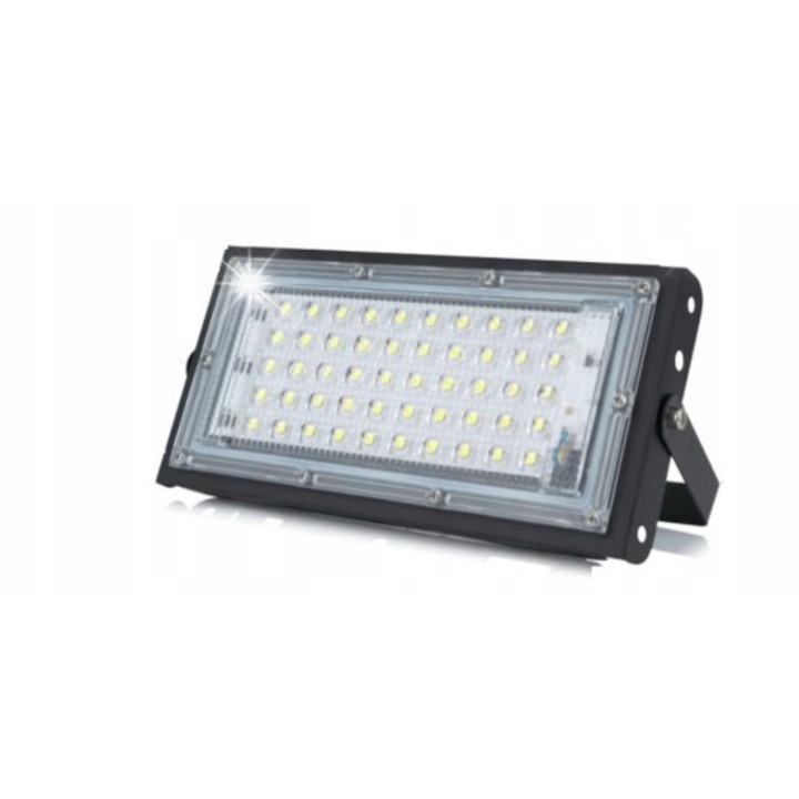 LED reflektor 50W, 4500lm, hideg fehér, 21x11x1,5cm