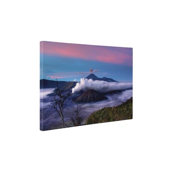 Vulcanul Semeru - Tablou Canvas - 20x25 cm Vulcanul Semeru - Tablou Canvas - 20x25 cm