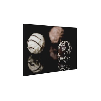 Bile de ciocolata - Tablou Canvas - 30x40 cm Bile de ciocolata - Tablou Canvas - 30x40 cm