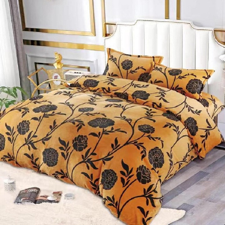 Lenjerie de pat, Cocolino, 2 persoane, 4 piese, cu elastic, maro cu flori negre