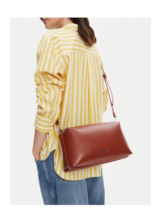 Női táska Jenny, modell C-JNY-M-005-08, barna színű