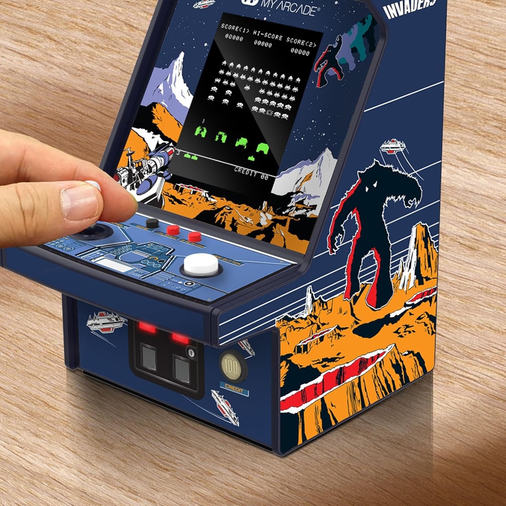Mini consola verticala Space Invaders™ MyArcade, Micro Player Pro 6.7'', grafica originala, display color 2.75 inch, compacta si portabila, iluminare ajustabila, difuzor extern, adaptor casti, pentru game rooms si colectionari, ideala cadou, multicolor