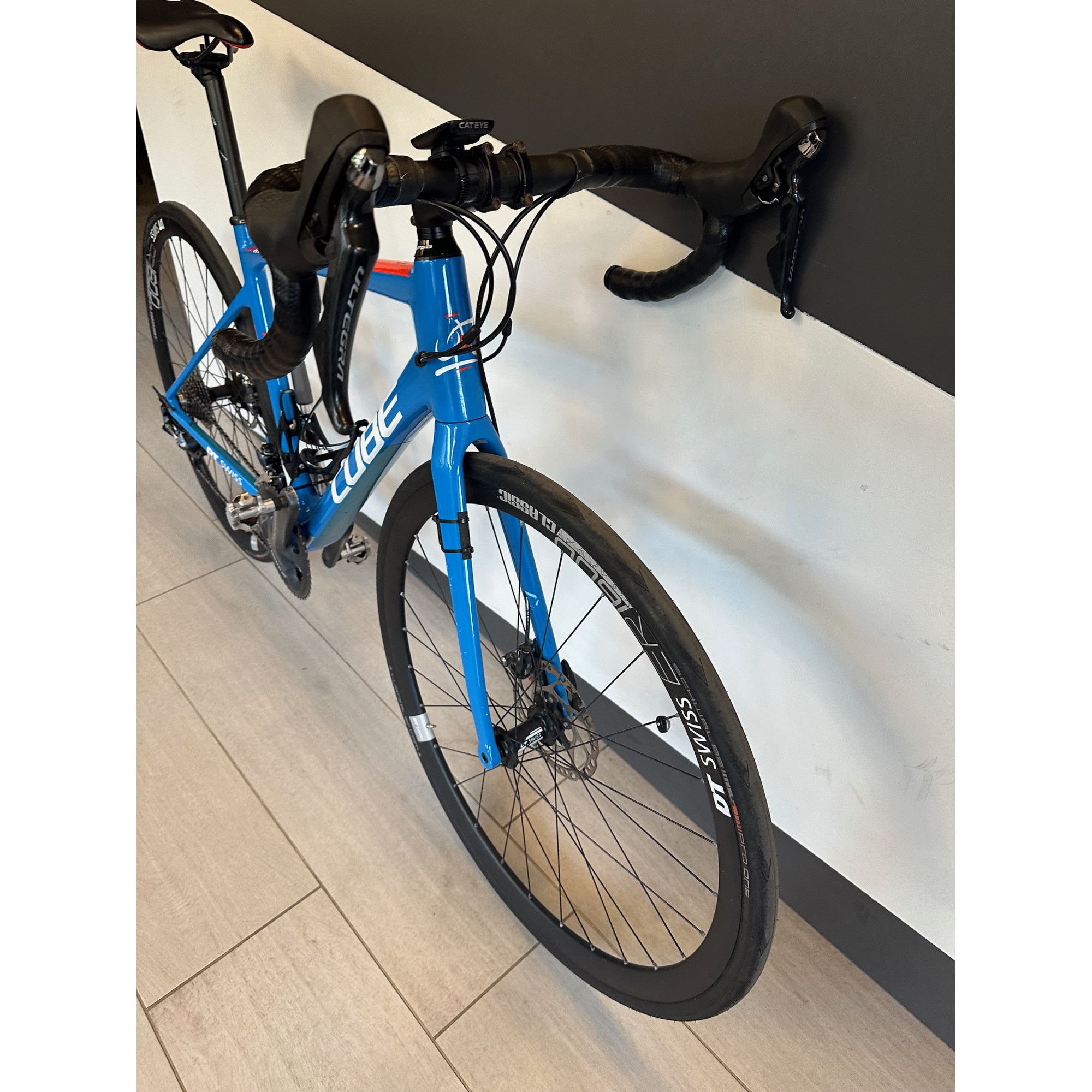 Bicicleta sosea Cube Attain GTC Carbon, Shimano Ultegra, 49x64cm