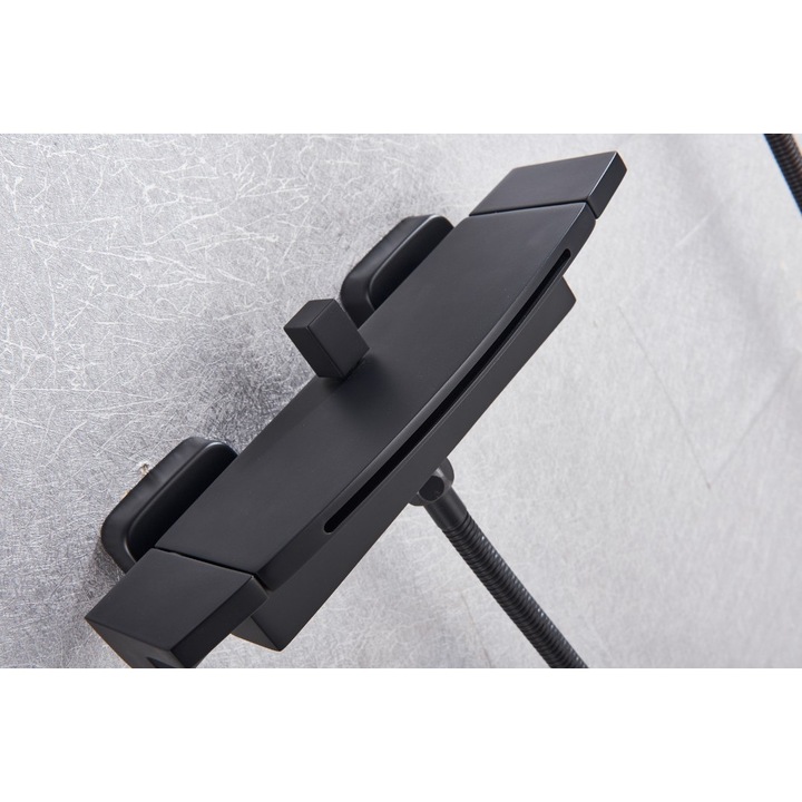 Baterie lavoar de perete Ari Waterfall, pipa tip cascada, Alama, Negru mat