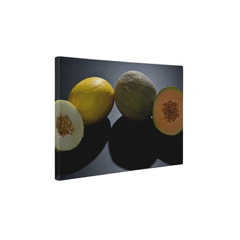 Pepene galben - Tablou Canvas - 30x40 cm Pepene galben - Tablou Canvas - 30x40 cm