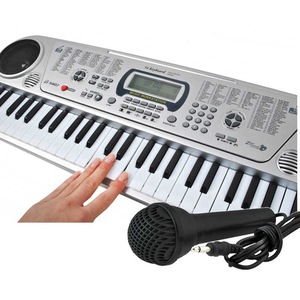 Instrumente muzicale de jucarie