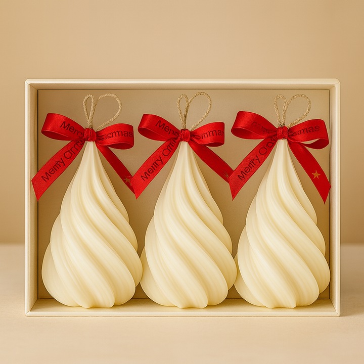 Set 3 lumânări sculpturale brad STYLUX din ceară naturală de soia, parfumate