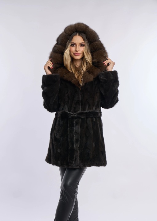 Haina din blana naturala de vizon cu gluga de zibellina, Negru