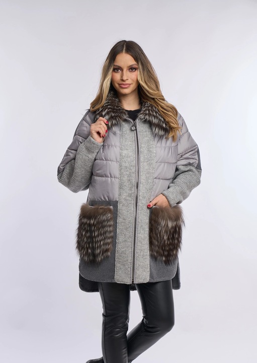 Палто от вълна алпака с колан, аксесоаризирано с естествена лисича кожа, СИВО, Сив