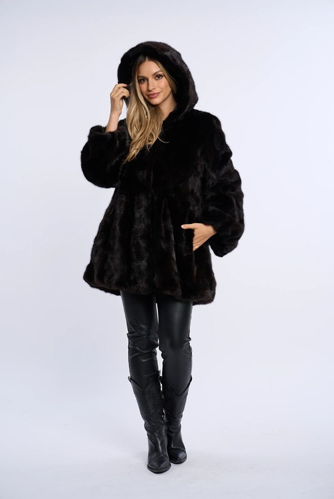 Haina de vizon FLM, Negru