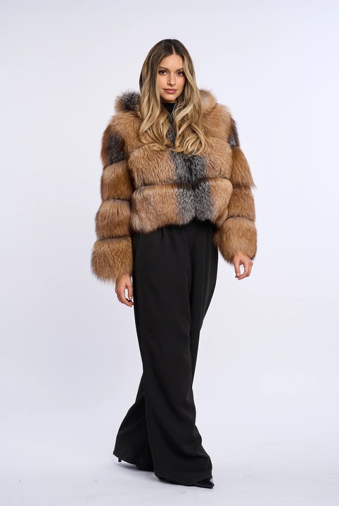 Haina blana de vulpe Canadiana, R3 lat cu gluga