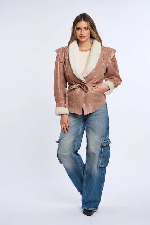 Cojoc din blana de miel, Marmaid