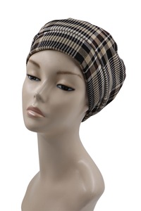 Caciuli si palarii dama