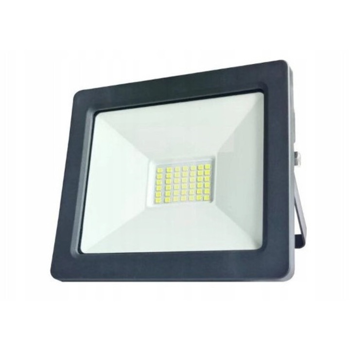 Reflector LED Germina 50W, lumina albă rece 6500K, 4500 lumeni, carcasa neagră, IP65