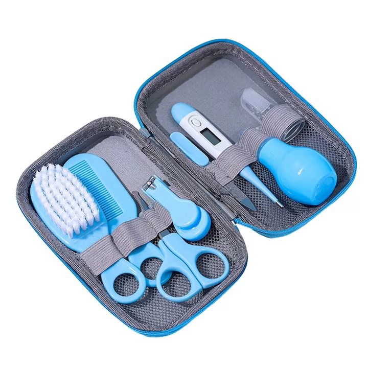 Set ingrijire bebelusi, SuooTci, 8 in 1, cu perie, pieptene, foarfece, cleste unghii, aspirator nazal, periuta de degete, cu geanta de depozitare, albastru, 17x11cm
