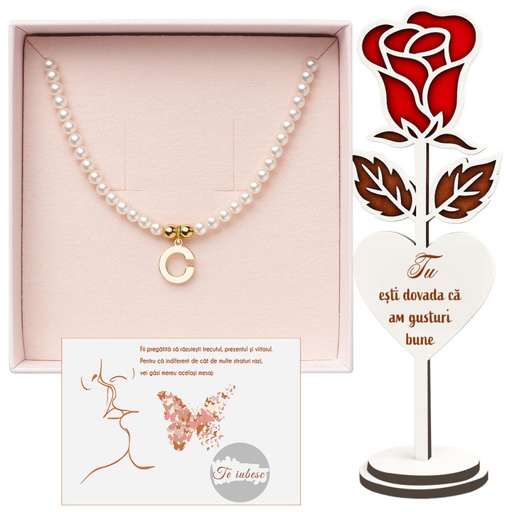 Set Cadou JOYSTOS – Colier cu Perle Naturale Litera C + Trandafir din Lemn 17 cm + Card Razuibil „Te Iubesc” – Cadou Iubita, Sotie, Aniversare