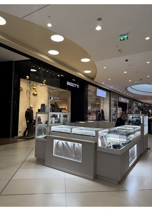 Bratara cu pandant banut trifoi si bile Aur 14 K "585", reglabila