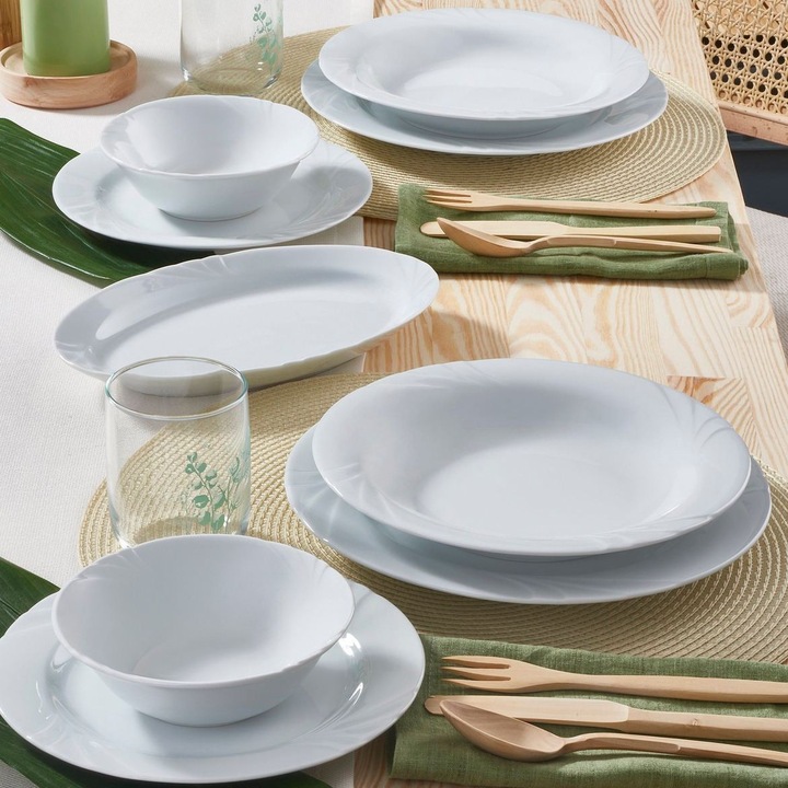 Set de masa 18 piese, Hermia Concept, portelan, alb, dimensiuni 25x25x3cm, 19x19x4cm, 20x20x2cm