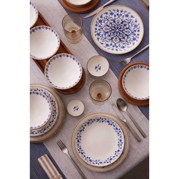 Set de masa 18 piese, Hermia Concept, portelan, albastru si alb, dimensiuni variate