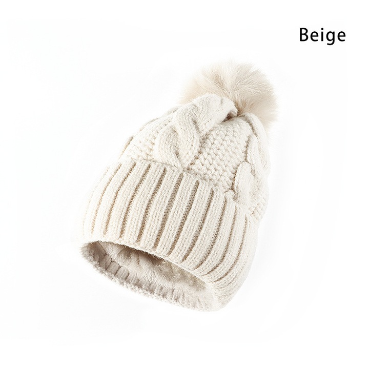 Bézs színű, polárral bélelt, fülbevaló, sokoldalú, pomponos téli sapka