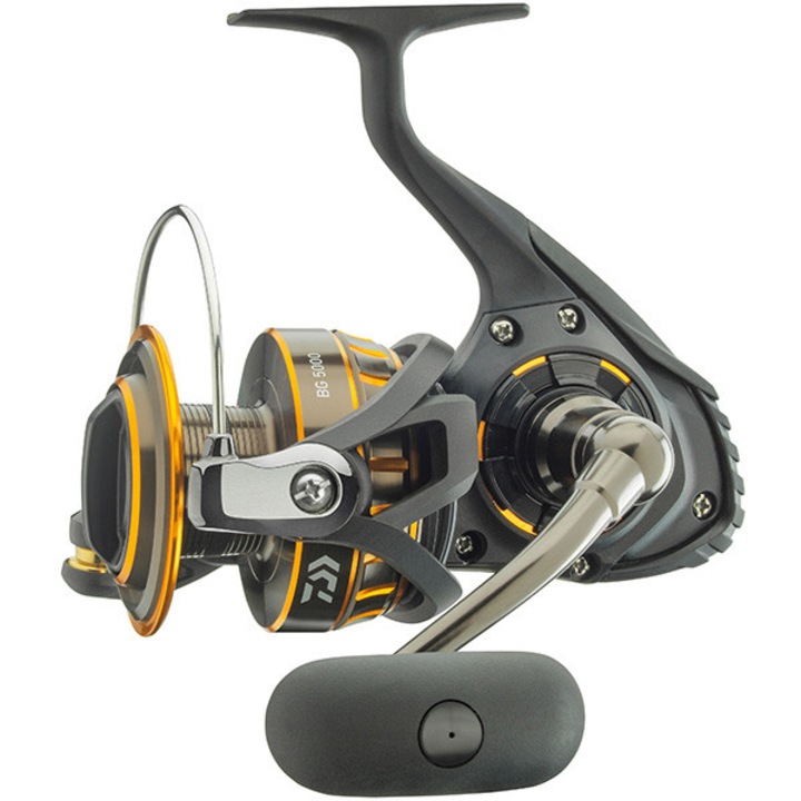 Mulineta Daiwa BG 2000: Rezistenta si Putere pentru Pescuitul Sportiv