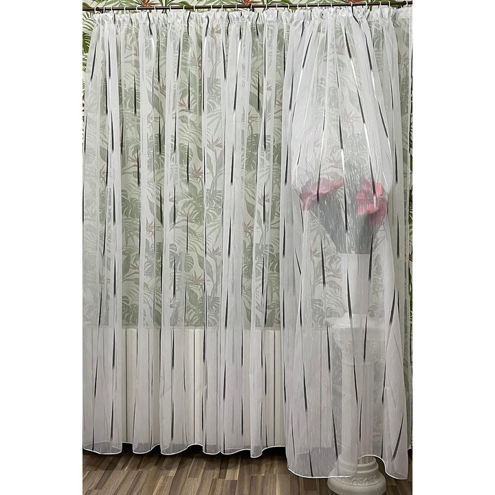 Perdea alba brodata mecanic, cu rejansa, culoare alb/negru, din colectia "Joc de linii" by Liz Line, 400x245cm PD1034