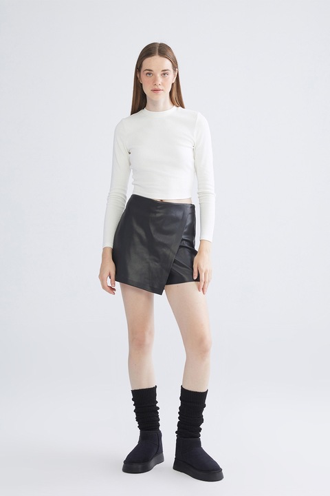 LC WAIKIKI, Fusta-pantalon scurta din piele ecologica cu talie inalta, Negru, M